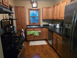 Spacious and Cozy 4-Bedroom Home in the heart of MSP - 1