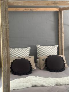 Modern Sea View Home - 4