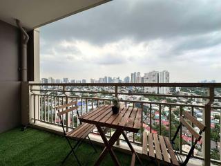 Prisma Residences by Kozy Mood - 8