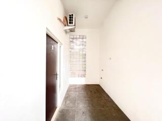 RedDoorz at Simple Stay Cengger Ayam - 3