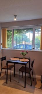 Calm Private Apartment Ideal to Work, Rest Explore - 4