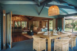 The Grand Luxury Safari Villa, Huge Private Pool, Hottub, Outdoor Shower, Giraffe Tower - 1