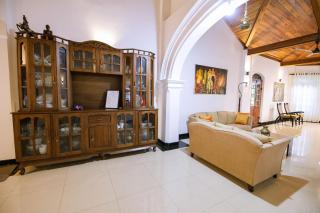 Heritage Kandy City Bungalow - 1