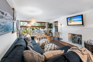 Sandy Pants - Designer Beach Chic Home Steps to Beach Backyard Oasis w Heated Pool - 8