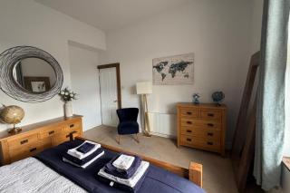 Apartment - Sleeps 4 - Near Nec & Airport - 4