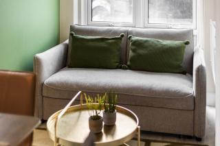 Stylish & Cozy 1BR Apartment Getaway - 3