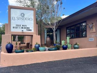 El Sendero Inn, an Ascend Collection Hotel - 8