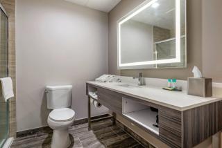 The Waves Hotel, an Ascend Collection Hotel - 3