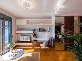 Phos, eclectic suite with stunning Acropolis view - 8