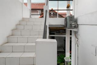 RedDoorz Syariah near Stadion Persikas Subang - 8