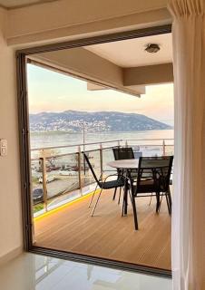 Amelia luxury beachfront apartment near airport - 0