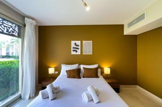 The Golden Atrium 3BDR Pool View Free Pool & Beach Access - 2