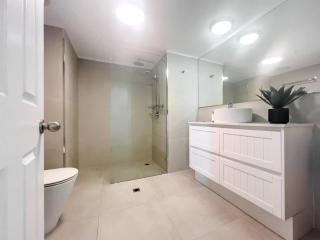 Ocean-views Resort - 3