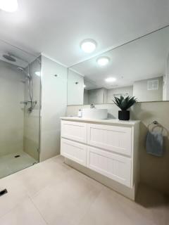 Ocean-views Resort - 2