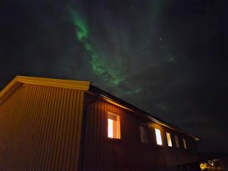 Senja Villa - Hot tub and northern lights view - 7