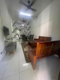 Sungai Udang Homestay, 3 air-conditioned rooms, maximum 8 people - 6