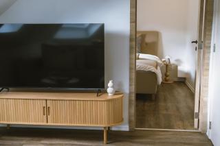 Cozy 1BR & Living Room Apartment, Just 15 Minutes to Downtown - Ghent - 1