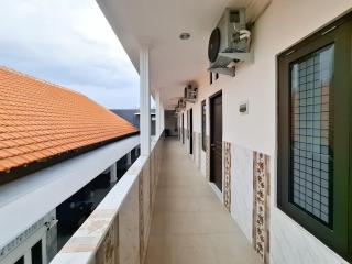 Surya Living RedPartner near Suncity Mall Madiun - 7