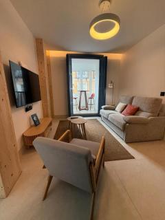 Atuaire Home Apartamento Centrico Balcones con vistas al Camino De Santiago - 9