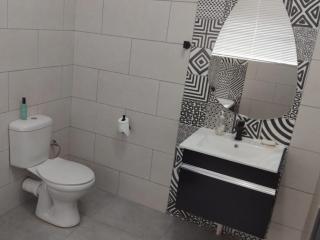 White House River Manor - 3