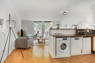 Group-friendly Stay In Tilburg Walk To 013 - 6