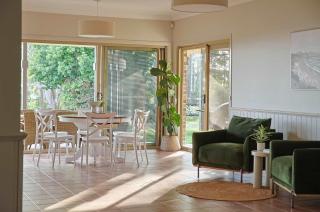 Coastview Manor - Family Hinterland Retreat - 2