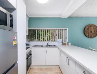 Surfside Apartments Surfers Paradise - 5