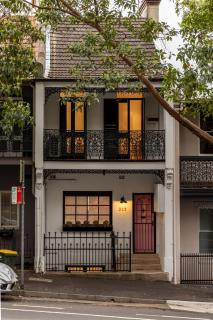 Stylish 3BR terrace in the heart of Surry Hills - 0