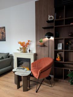 Urban Grove Apartment with Balcony and Free Parking - 8