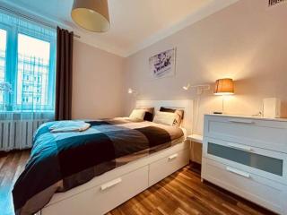 Cozy Apartment on Marszałkowska Street in the Center of Warsaw - Savior's Square - 0