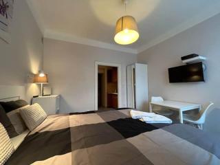 Cozy Apartment on Marszałkowska Street in the Center of Warsaw - Savior's Square - 7