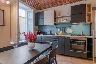 Secret Family Escape - Cozy Arched Flat - 9