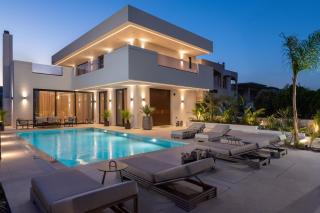 Lanik Luxury Pool Villa - 0