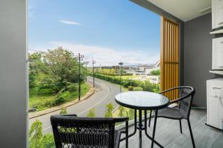 Ozone 2 Bed Condominium in Splendid Laguna Area - 8
