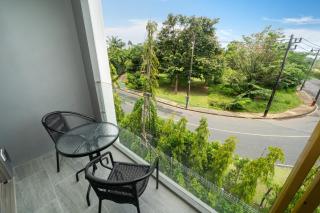 Ozone 2 Bed Condominium in Splendid Laguna Area - 5