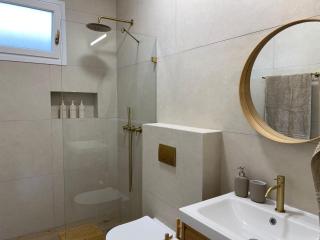 Shifon Ein Zivan - 2