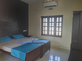 Nomad Guest House - Varkala - 6