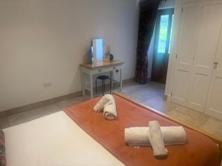 Argoed Barn and Vineyard - 4