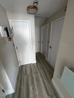 Beautiful 1BR Modern & Comfortable - 2