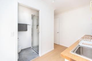 Cozy Studio Suite in House - Private Kitchen Bath - 6