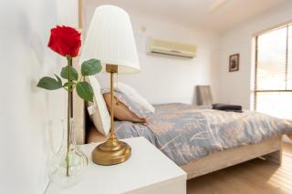 Cozy Studio Suite in House - Private Kitchen Bath - 4