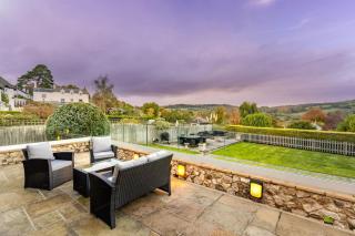 Family retreat set in Lyme Regis - 4