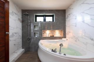 ทองสุข Pool Villa 3 ห้องนอน - 5