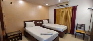 Hotel Sri Krishna Veg and Residency Murugeshpalya - 0
