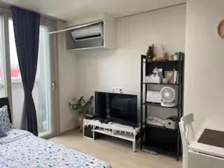 Balcony Room with City view - 1