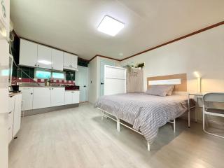 Shelter Yeongdeung-po Park - 7