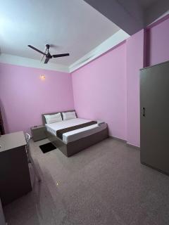 BLiSSFULL HOME Min-away frm GNRC Healthcty Hosptal - 5