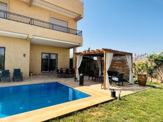 Peaceful Pool Villa - 2