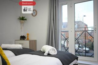 Jungle King Suite with Parking - 7