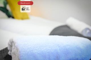 Jungle King Suite with Parking - 4